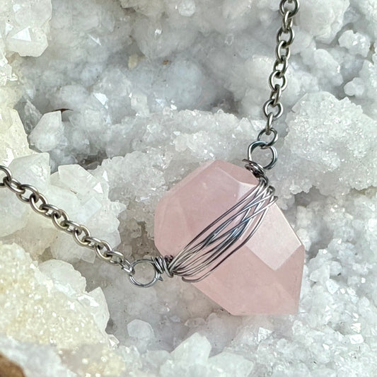 Rose Quartz Shield Pendant - GunMetal